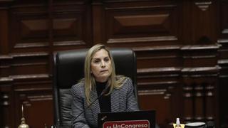 María del Carmen Alva asegura que el Congreso trabaja para “blancos e indios”