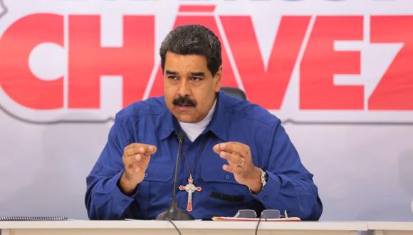 Nicolás Maduro dijo que PPK alcanzó la presidencia de Perú por &quot;votos prestados&quot;. (EFE)