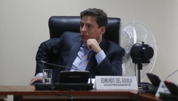 Congresista Edmundo del Águila lanza duros calificativos para sus colegas del Frente Amplio (Mario Zapata)