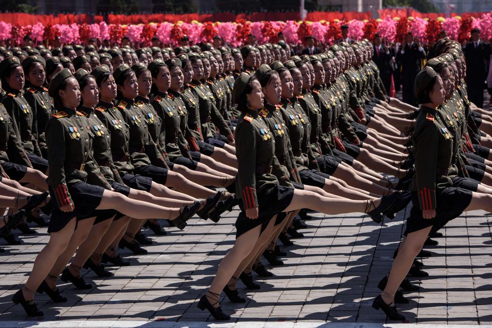 Corea del Norte celebró su día con desfile militar sin misiles