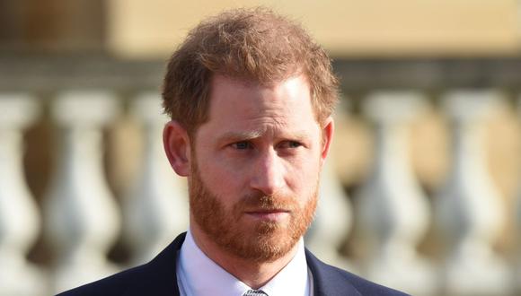 El príncipe Harry expresa "gran tristeza" por alejarse de la familia real. (AFP)