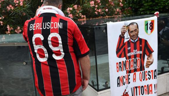 Fin de la era Belusconi tras venta del equipo italiano a inversores chinos. (AFP)