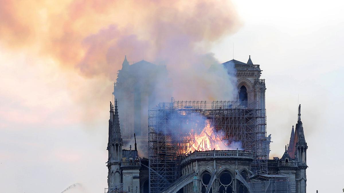 Catedral Notre Dame EN VIVO: El incendio que conmociona al mundo [VIDEO] |  MUNDO | PERU21