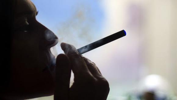 ¿Es el cigarrillo electrónico una buena alternativa para dejar de fumar? (AFP)
