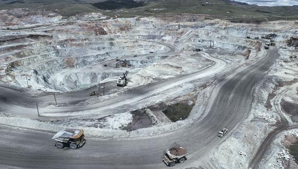Minera Antapaccay anuncia suspensión de sus actividades tras bloqueo del Corredor Minero del Sur