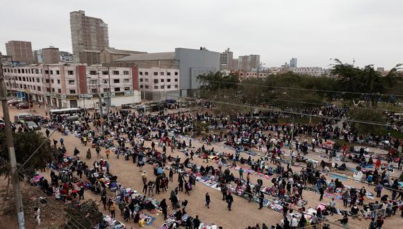 Los comerciantes ambulantes han invadido el parque El Porvenir en La Victoria. (Foto: Ángela Ponce / GEC)