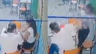 Golpea a un mujer en un bar, pero ella lo noquea con dos golpes  [VIDEO] 