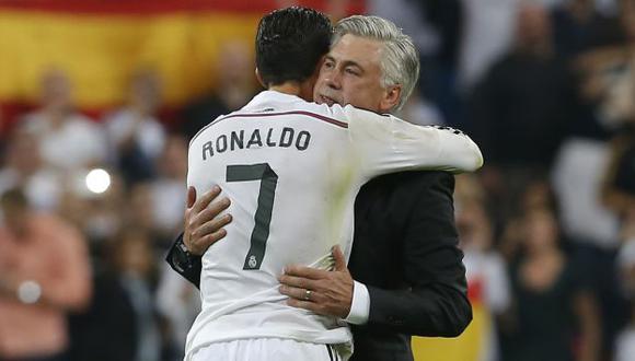 Carlo Ancelotti afirmó que el Real Madrid no perdió la cabeza tras gol del Barcelona. (AP)