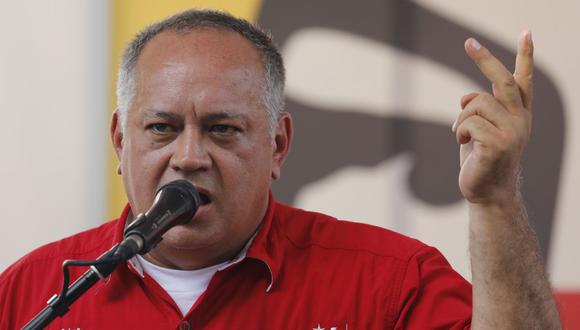 Este jueves en la página web del programa de Cabello, se señaló que el otro sujeto con el que Guaidó se retrató es Alberto Lobo Quintero. (Foto: AP)