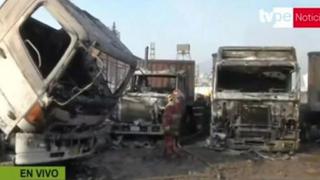 Incendio en cochera informal destruyó 9 camiones en Los Olivos