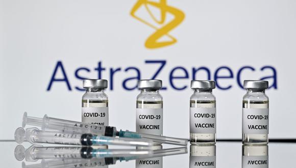 Vacunas AstraZeneca llegarán al Perú gracias a la OMS (Foto: JUSTIN TALLIS / AFP).