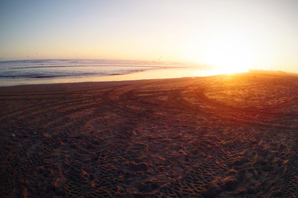 El atardecer en las playas de Camaná es un espectáculo que tienes que disfrutar. (Foto: PromPerú)