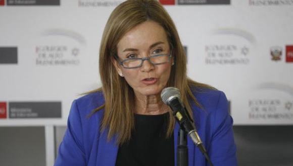 Ministra Martens defendió el currículo escolar. (Perú21)