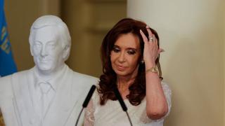 Tribunal argentino ordenó reabrir la denuncia del fiscal Nisman contra Cristina Fernández