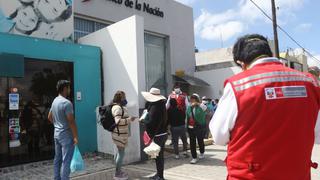 Arequipa: Dos mujeres procesadas por corrupción y trata de personas son beneficiarías del bono de 380 soles