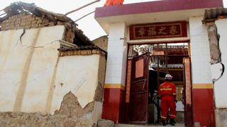 China: Al menos 30 heridos por sismo de 5.5 grados