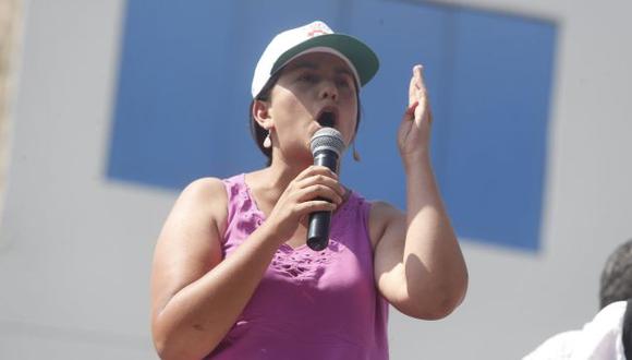 Verónika Mendoza lamentó que PPK haya ofrecido ley para que Alberto Fujimori cumpla sentencia en su casa. (Atoq Ramón)