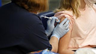 Estados Unidos: Farmacia de Virginia administró a 112 niños dosis equivocadas de la vacuna contra el COVID-19