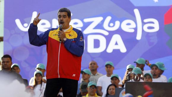 El presidente de Venezuela, Nicolás Maduro, durante el cierre de campaña previo al referéndum para la anexión del territorio del Esequibo. (Foto de Pedro Rances Mattey / AFP)