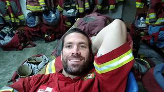 Paco Bazán pasó Año Nuevo en servicio como bombero voluntario [FOTOS]