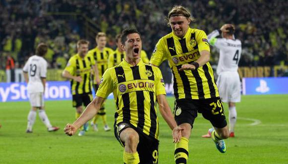 Robert Levandowski, tremendo ‘9’ que tiene el Dortmund. (AFP)