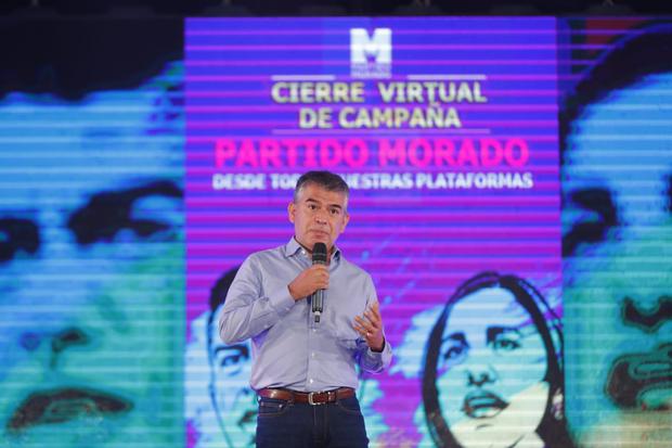 El candidato presidencial por el partido Morado, Julio Guzmán , realiza su cierre de campaña de manera virtual junto con su candidata a la vicepresidencia, Flor Pablo (Foto: Giancarlo Ávila )