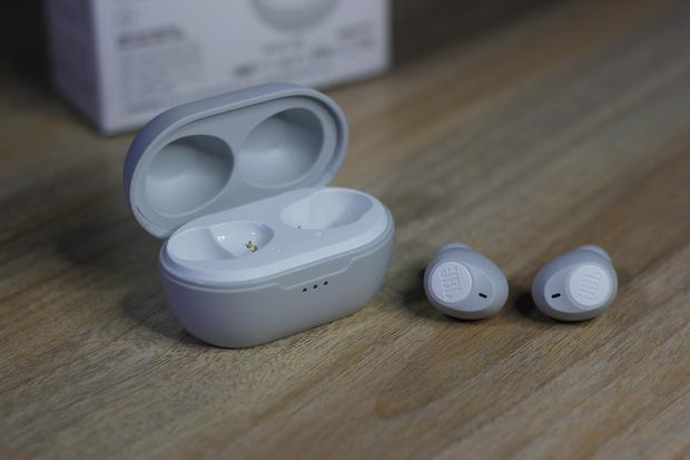 Auriculares inalámbricos Bluetooth pequeños y discretos de alta velocidad