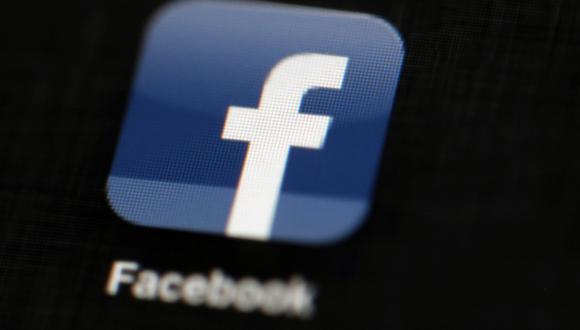 Las acciones de Facebook perdieron casi un 18 por ciento de su valor en los siete días operativos posteriores al surgimiento del escándalo en marzo.<br> (Foto: AP)