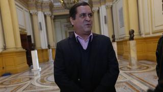 Luis Iberico no retirará candidatura y negó ser mensajero de Rodolfo Orellana