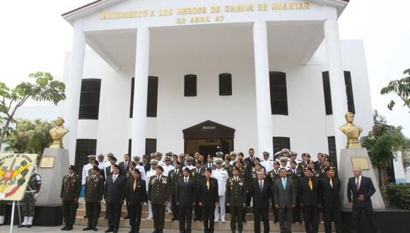 Intervención militar en la embajada de Japón que rescató a 71 rehenes capturados por el MRTA. (Andina)