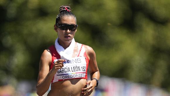 Kimberly García conquistó el viernes la primera medalla de oro para Perú en un Mundial de atletismo. (Foto: AP)