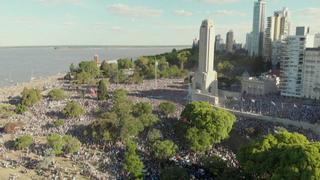 Argentina: La ciudad de Rosario orgullosa de sus “hijos”, Messi y Di María