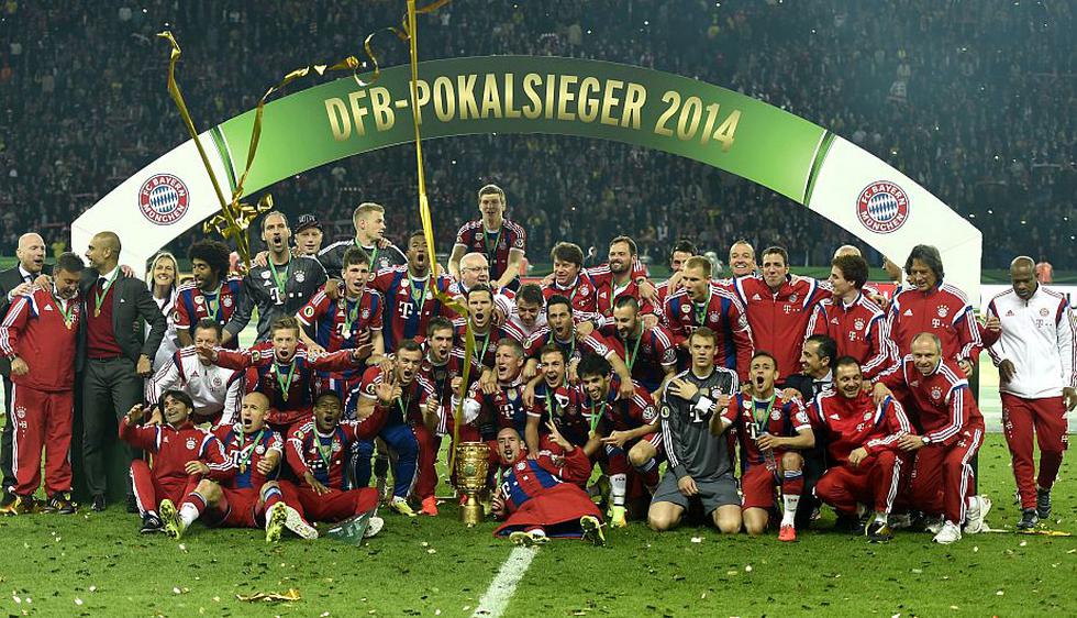 Claudio Pizarro sumó su título 17 con el Bayern Munich tras ganar hoy la Copa de Alemania luego de derrotar al Borussia Dortmund. (AFP)