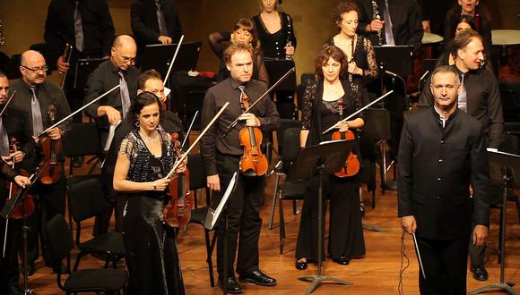 ​La Sociedad Filarmónica de Lima realiza dos conciertos tras cumplir 115 años de labor a la cultura del Perú.