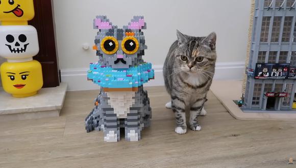 Reino Unido: Aficionado hace versión Lego de su gato. (Youtube: Half-Asleep Chris)
