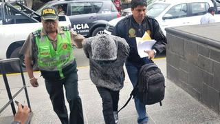 Arequipa: Taxistas y peatones dan golpiza a obrero acusado de asaltar y ultrajar a estudiante 