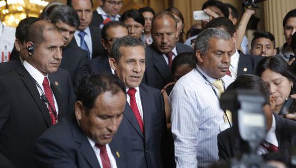 Ollanta Humala denuncia maltrato por parte de los congresistas (Piko Tamashiro)