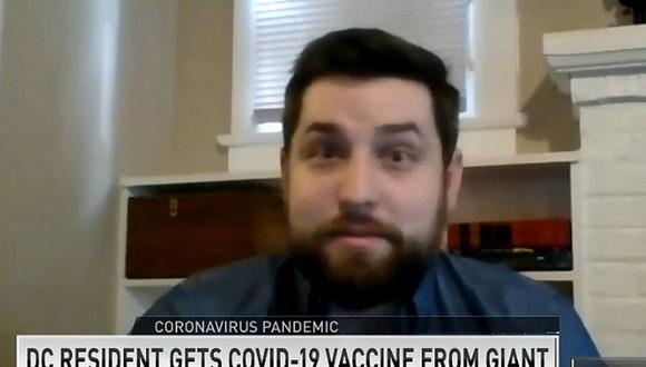 David MacMillan  recibió una dosis de la vacuna de Moderna y está previso que reciba la segunda dosis a finales de enero. (Foto: Captura NBC)
