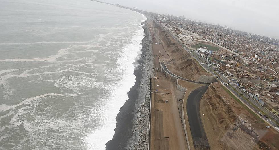 Cancelan alerta de tsunami para litoral peruano tras terremoto de 8.2