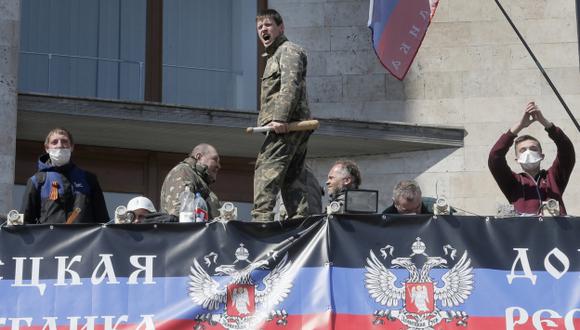 SIGUE EL CONFLICTO. Separatistas se atrincheraron en Donetsk. (AP)