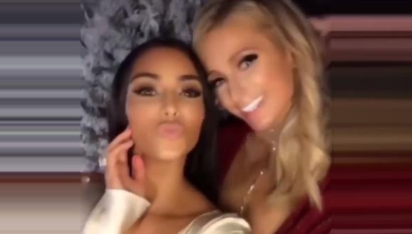 Kim Kardashian y Paris Hilton disfrutaron juntas de la fiesta de Navidad en la residencia de la esposa de Kanye West. (Foto: Captura de Instagram)