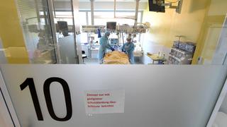 Austria registra la cifra más alta de contagios de COVID-19 desde hace un año