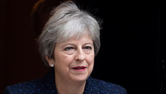 La primera ministra británica pidió a los diputados de todas las formaciones parlamentarias que apoyen el acuerdo al que espera llegar con la UE sobre el "brexit". (Foto: EFE)