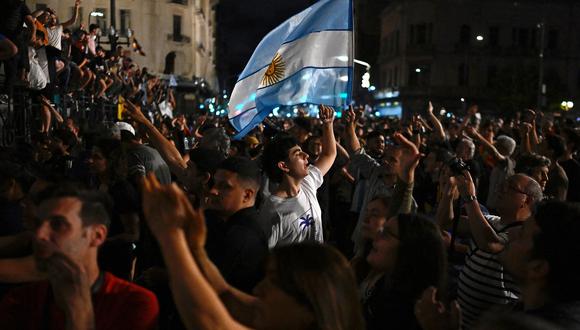 Cuando leamos las noticias sobre Argentina, recordemos que nosotros lo teníamos peor, y pudimos superarlo. El esfuerzo que debemos demandarnos hoy es mucho menor. Imperdonable no intentarlo, sentenció Teullet. (Foto de Luis ROBAYO / AFP)