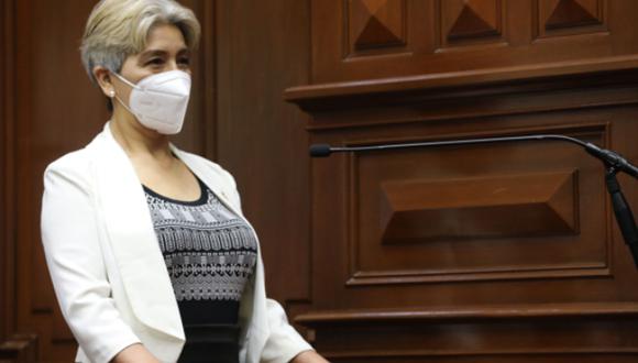 María Agüero indicó que Perú Libre dará una opinión sobre estas denuncias contra Dina Boluarte cuando se investigue. Foto: Congreso