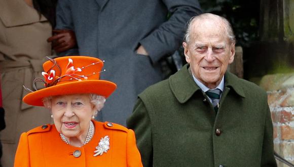 Isabel II del Reino Unido y Felipe de Edimburgo. (Foto: AFP)