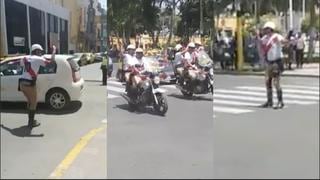 Policía de tránsito anima a la selección peruana de esta divertida manera en Ica [VIDEO]