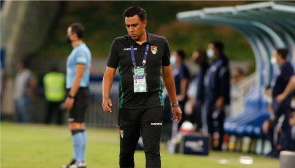César Farías renunció a su club para llegar a Universitario pero los cremas ficharon otro técnico (Foto: AFP)