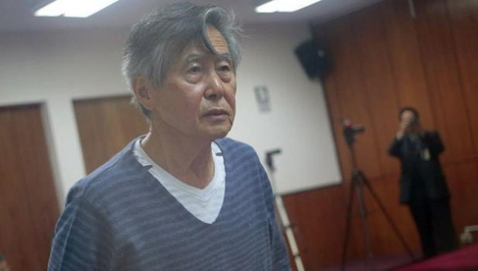 Fujimori fue trasladado a clínica para superar estado de salud. (USI)