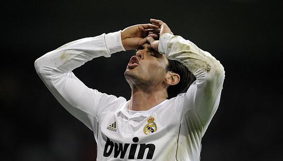 El futbolista brasileño se resiste a dejar el Real Madrid, según portal. (AP)